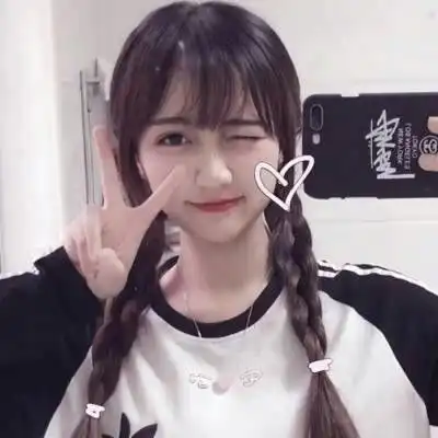 女生若允许你追她,会给你3个暗示,脱单近在眼前,可别错过
