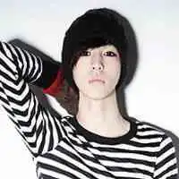 穿黑白条纹衣服的男生头像微信头像图片大全
