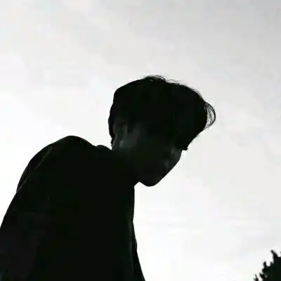 影子头像男高清伤感图片好看的男生背影图片
