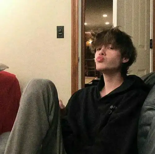 许许多多的欧美男生头像
