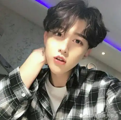 男生玩弄你有这3表现,别再错以为是真爱,你可能只是过客
