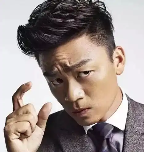 这些男明星换发型堪比整容,但你千万不要轻易效仿
