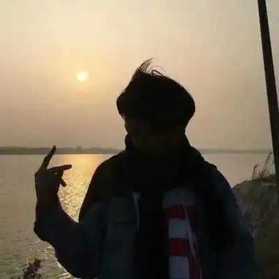 你让我想起光辉,希望,以及人间的美男生头像我要个性网
