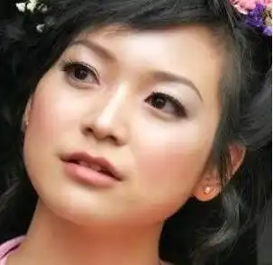 影星巩俐男友给张艺谋妻子电话里的一句话,使她崩溃决定与张分手
