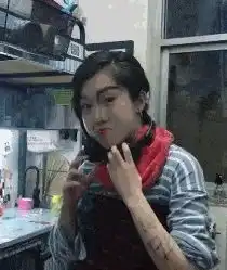 爆笑gif一言不合就来个后空翻,哈哈哈哈
