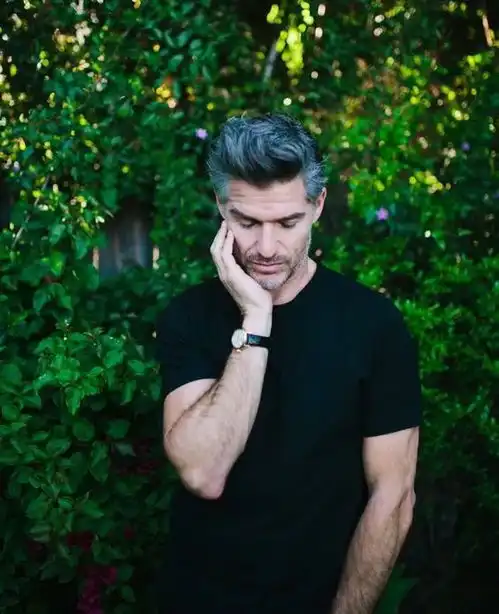 男人越老越吃香,女人越老越迷人时尚无关年龄
