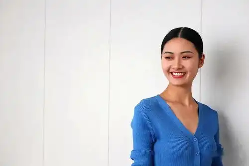 励志抖音52w粉网红为家乡滨州代言北中航空班毕业,背着贷款上大学...
