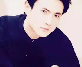 比起女明星,男明星胖起来才叫可怕哈哈哈哈哈哈
