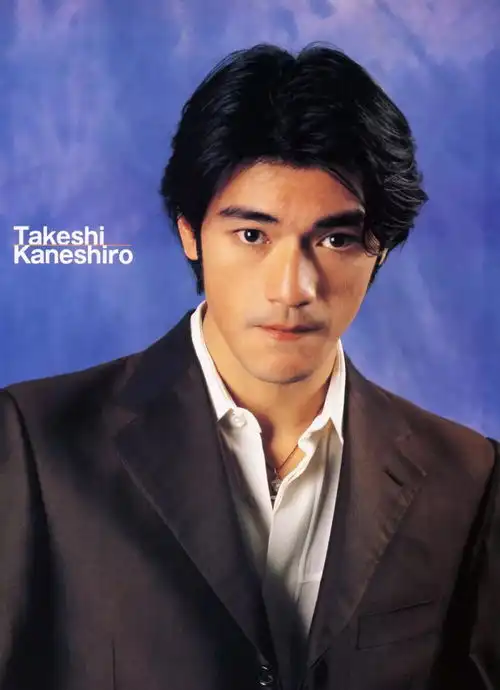 用现在的眼光来看,四小天王里谁最帅
