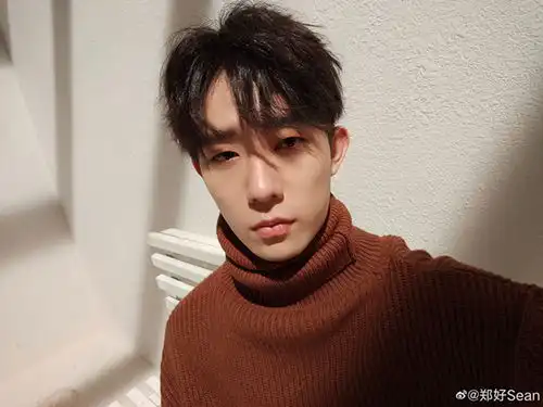 乔欣曝恋情与小5岁郑好一起过夜工作室回应尊重个人隐私,含糊回应被骂惨
