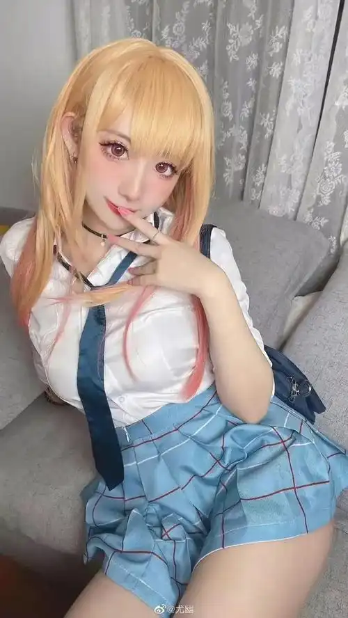 cos二次元女主喜多川海梦

