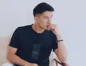 男生露额发型有4种剪法剪对就不难看了
