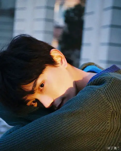 十天粉涨百万,他是不是要火了
