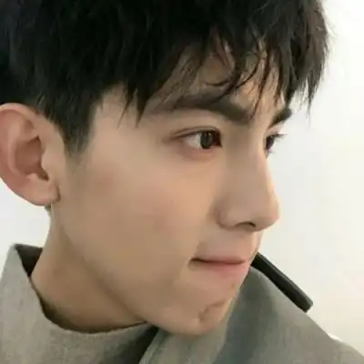 ins小清新文艺范男头靠近你的时男生头像我要个性网

