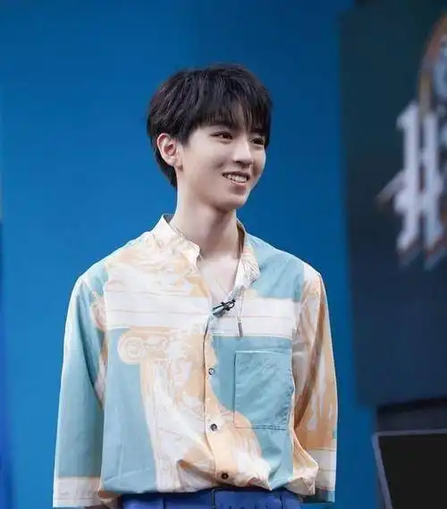 八卦杨紫,王俊凯,周深,佟丽娅,白客,焦俊艳,刘亦菲,颖儿纪凌尘
