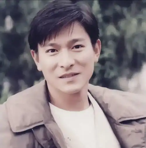 头像今天的头像也非常好看换一下腾讯新闻
