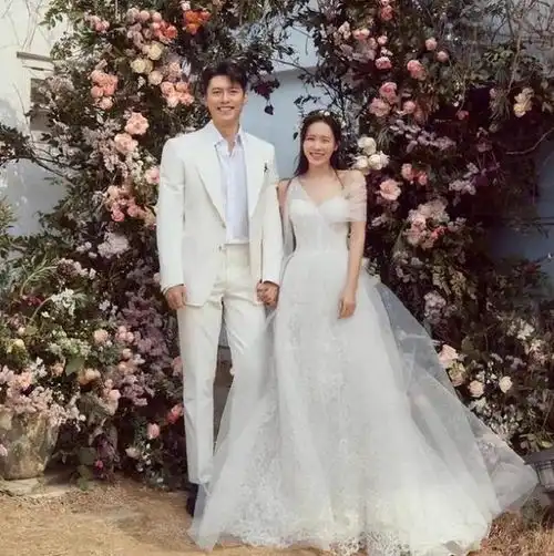 玄彬抱儿子喂饭画面公开与孙艺珍离婚系假新闻
