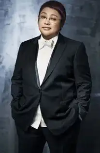 韩红的母亲原来是她,难怪一直没有公开,网友基因真强大

