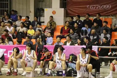 省女篮vs福安男子篮球俱乐部,大战五天,鹿死谁手
