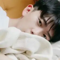 唯美男生头像
