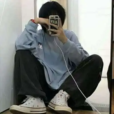 ins原宿风男生头像
