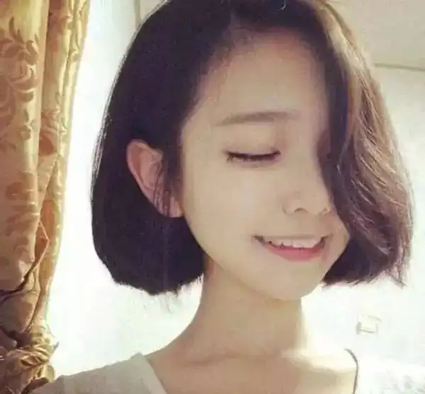 听说没有剪过这种发型就out了
