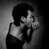 qq头像喜欢的给分啊男生黑白
