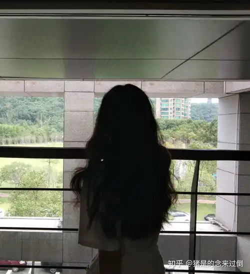 为什么有人喜欢用自己的照片当头像,啥心态啊
