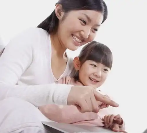 帮助小孩子建立自信,家长一定要注意这3点
