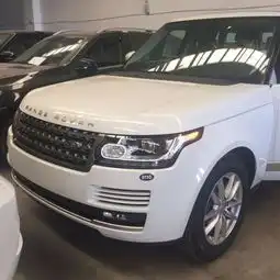 17款路虎揽胜行政3.0至尊风范简洁霸气
