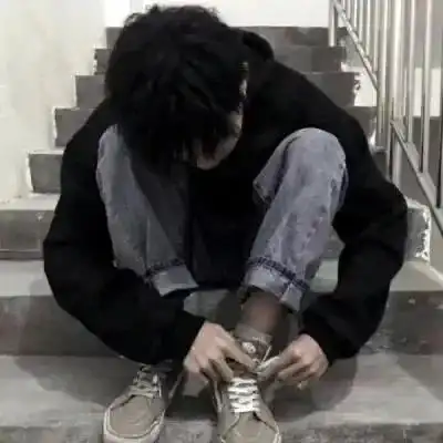 2021年动漫真人丧头像男
