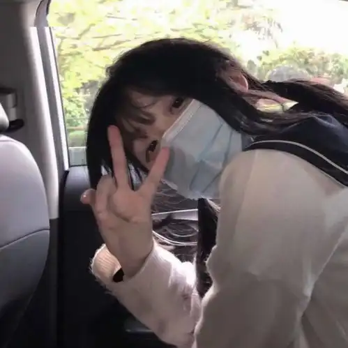 精选让人心动的女生头像
