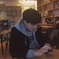 头像简单清新男微信头像图片大全
