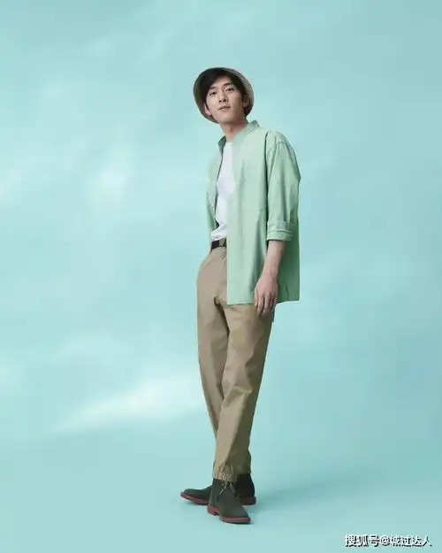 怎样穿得简洁时尚井柏然就是穿衣模板,用基础款打造时髦范
