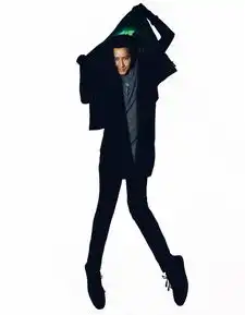 韩庚最新杂志大片彰显成熟男人高清
