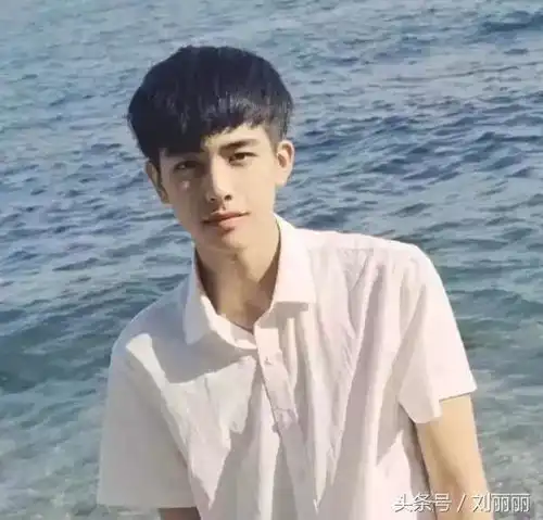 2017流行男士发型,有品位的男生都在剪
