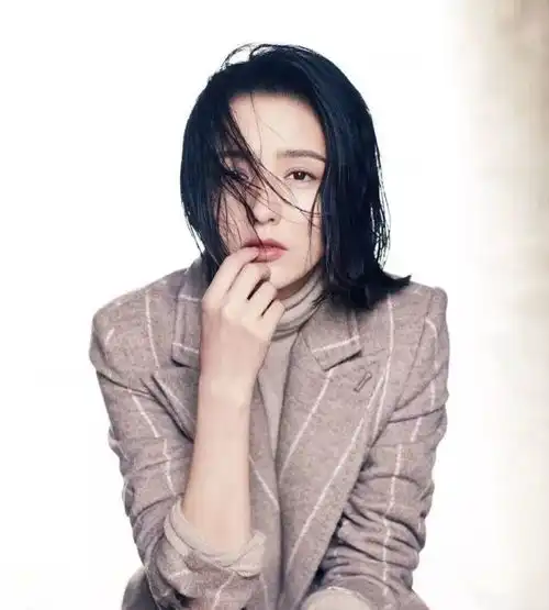4500万直男的审美铁打的高圆圆,流水的佟丽娅
