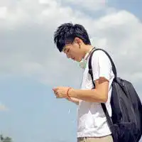 2019微信头像男生唯美小清新
