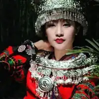 侗族姑娘头像漂亮好看的侗族姑娘头像
