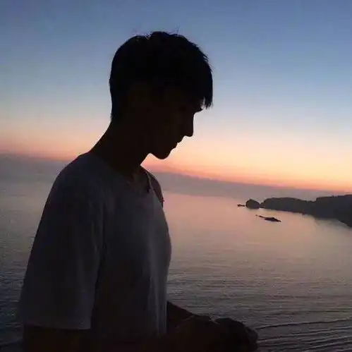 朋友圈催人泪下的句子,句句痛心入骨,眼泪都流干了
