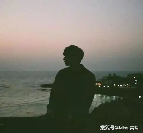 绵竹生活篇你见过靠恋人供养上大学的吗
