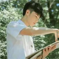 安静的男生头像,不爱说话,把一切藏在我的心里