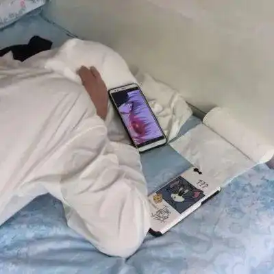 头像丨好看到喷鼻血
