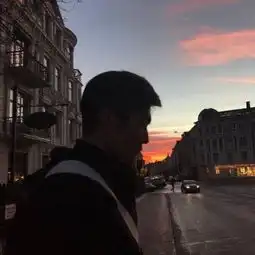 高冷帅气的野生男生图片我很怕你不爱我
