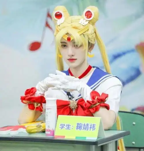 鞠婧祎又成焦点了,模仿水冰月惨遭翻车,76斤体重扳回印象分
