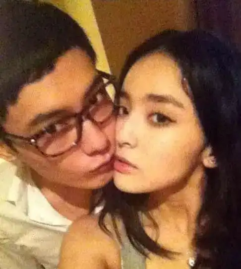 娜扎被曝光四段恋情其中三任都泄露亲密照,看男人眼光真不行啊
