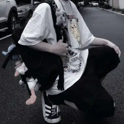 兄弟头像两张一人一张兄弟微信头像2人用的

