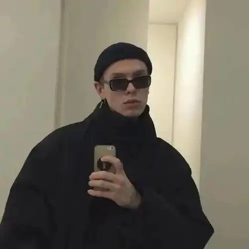 多男主的兄弟情,真这么好嗑头像不能少
