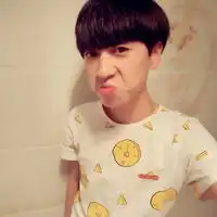 阳光可爱的男生个性qq头像
