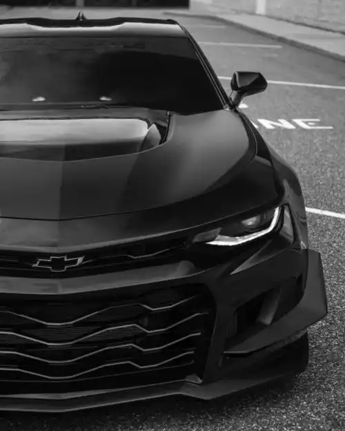 比野马还帅的黑武士肌肉车,这是目前最霸气的科迈罗改装案例
